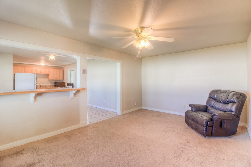 More Photos Of 2310 Terrace Heights Dr, Yakima Flex For Sale