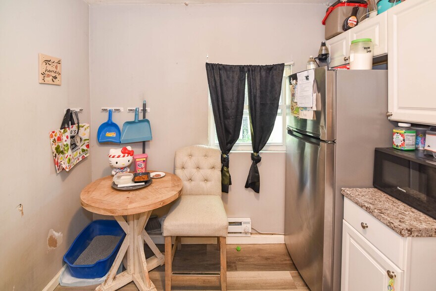More Photos Of 128 S Philadelphia Blvd, Aberdeen Apartments For Sale