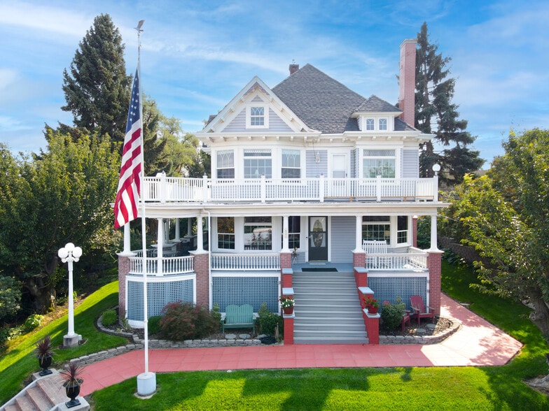 More Photos Of 620 Davis St, Wasco Specialty For Sale
