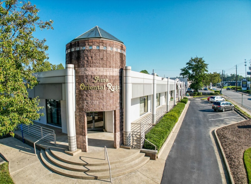 More Photos Of 690 Miami Cir NE, Atlanta Storefront For Lease