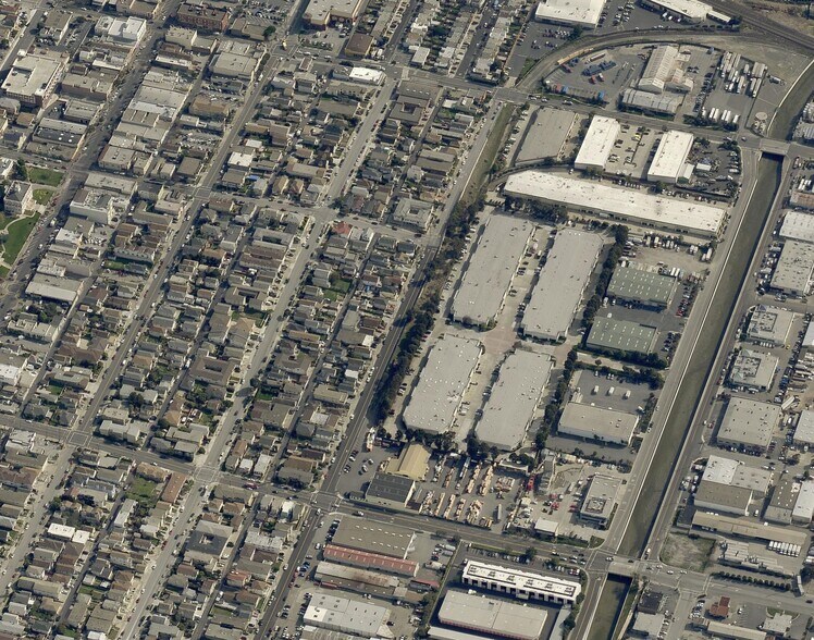 More Photos Of 432 N Canal St, South San Francisco Warehouse For Sale