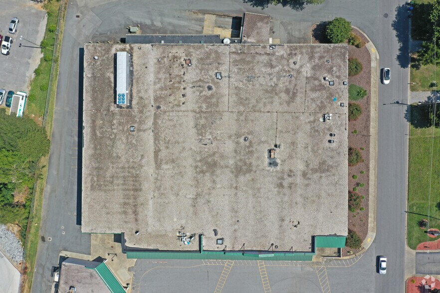 More Photos Of 535 Nelson St, Kernersville Unknown For Lease