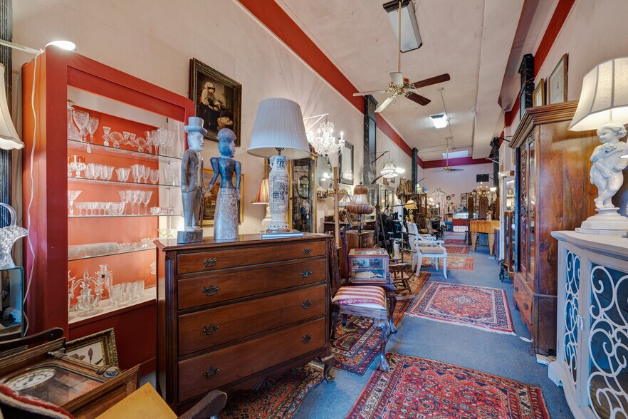 More Photos Of 2531 Central Ave, Saint Petersburg Restaurant For Lease