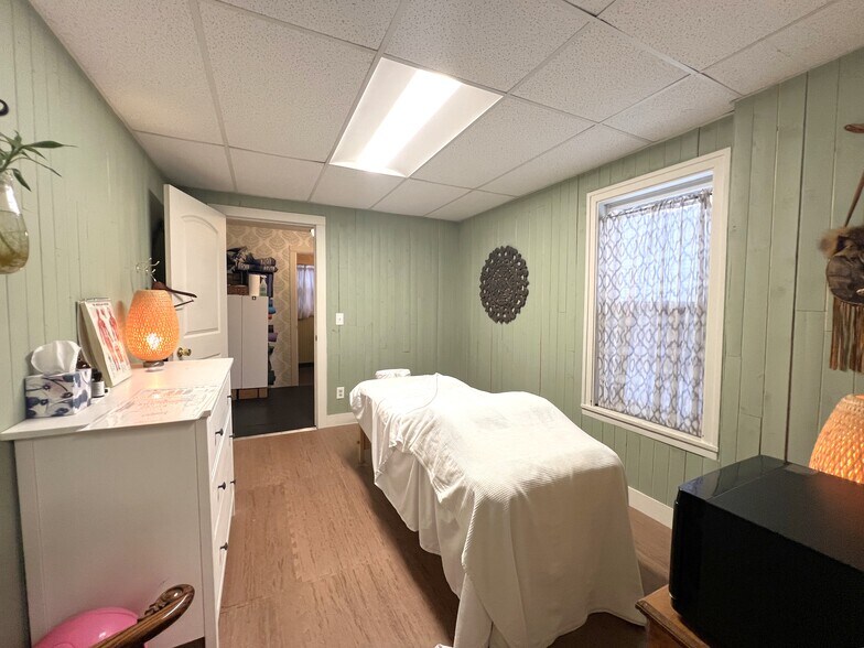 More Photos Of 4560 Main St, Pequot Lakes General Retail For Sale