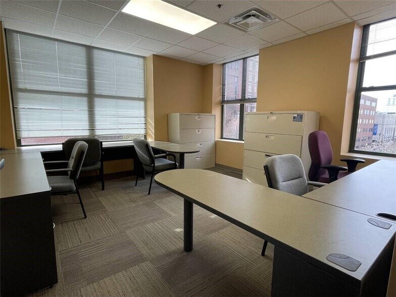 More Photos Of 400 Westminster St, Providence Coworking Space