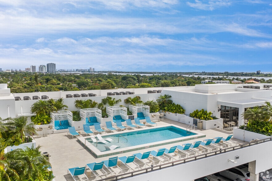 More Photos Of 2585 Spruce Ave, West Palm Beach Apartments For Lease
