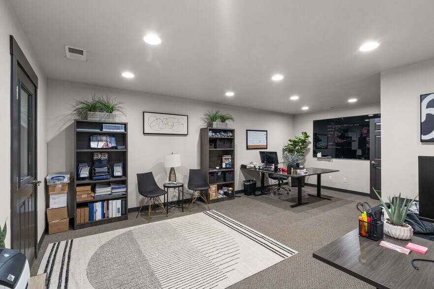 More Photos Of 146 Village Center Ln, Bozeman Flex For Sale