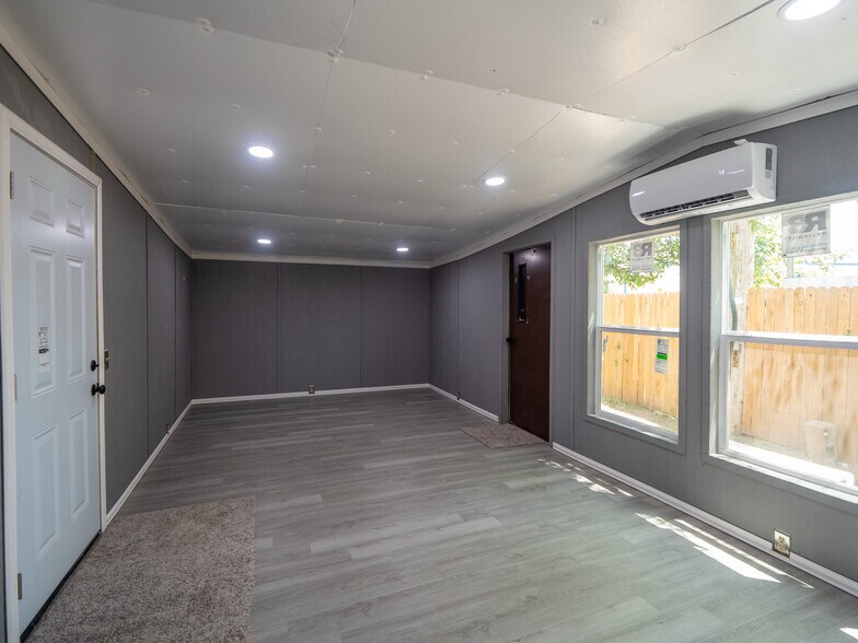 More Photos Of 420 W Johnson St, Norman Multifamily For Sale