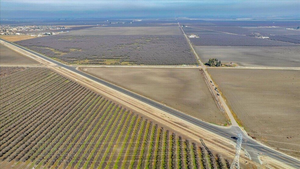 More Photos Of 9460 S Yuba Ave, San Joaquin Land For Sale