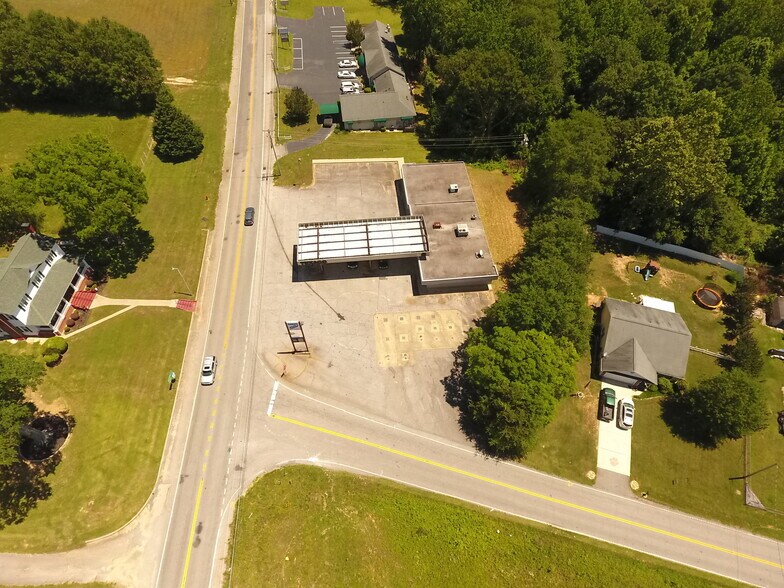 More Photos Of 2600 Earls Bridge Rd, Easley Convenience Store For Sale