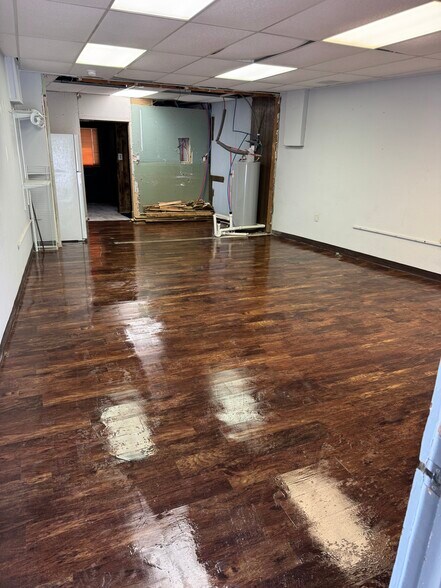 More Photos Of 16219 US Hwy 160, Forsyth Storefront Retail Office For Sale
