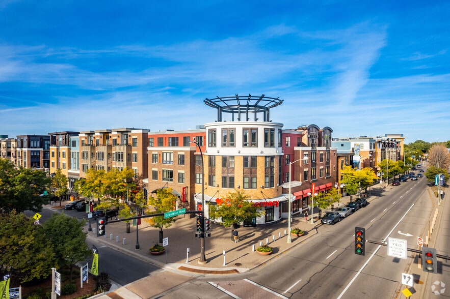 More Photos Of 3820 Grand Way, Saint Louis Park Apartments For Lease