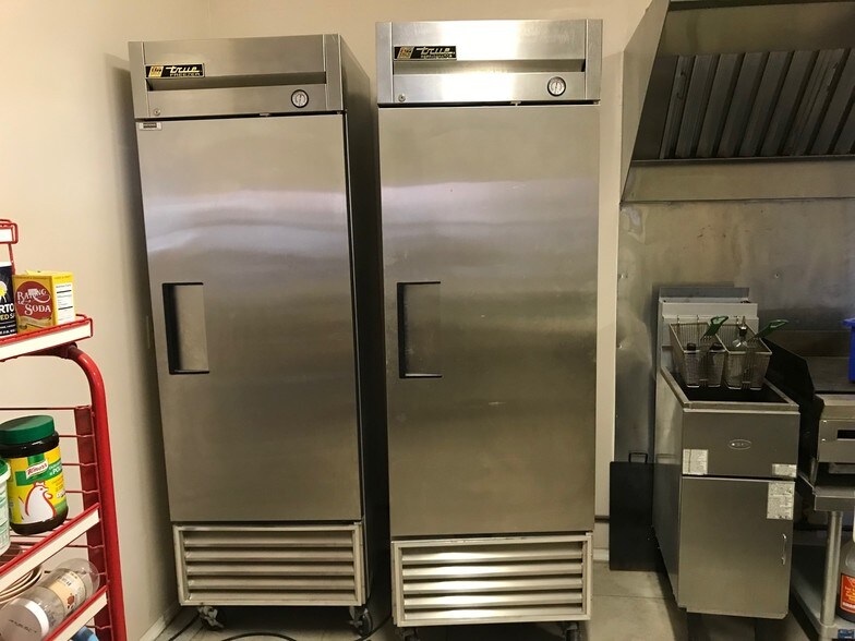 More Photos Of 12690 Pensamiento, San Elizario Convenience Store For Lease