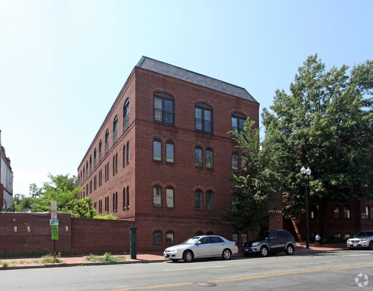 More Photos Of 2150-2168 Wisconsin Ave NW, Washington Office For Lease