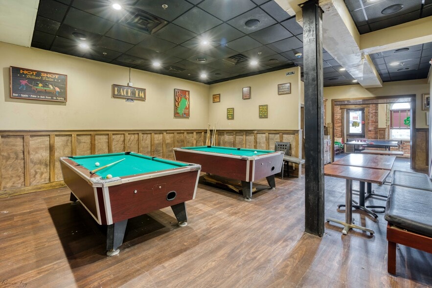 More Photos Of 3817 Pacific Ave, Wildwood Restaurant For Sale