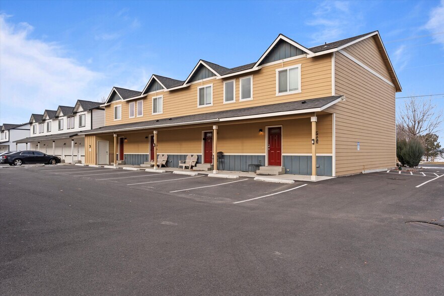 More Photos Of 2729 W Marina Dr, Moses Lake Apartments For Sale