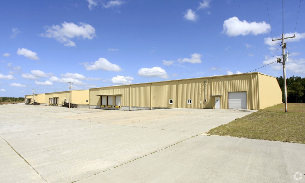More Photos Of 372 Technology Dr, Walterboro Warehouse For Lease