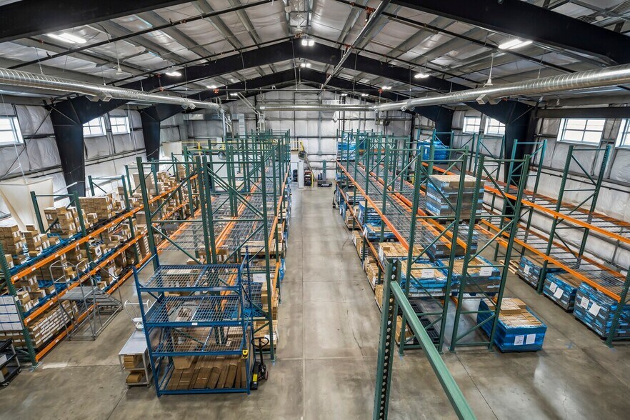 More Photos Of 275-295 W Lundgren Mill Dr, Sisters Food Processing For Sale