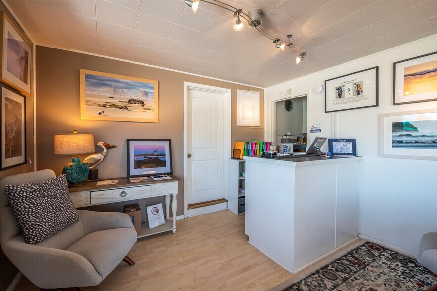 More Photos Of 940 Oregon Ave SE, Bandon Hospitality For Sale