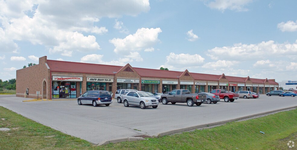 More Photos Of 505-569 N Vandemark Rd, Sidney Unknown For Lease