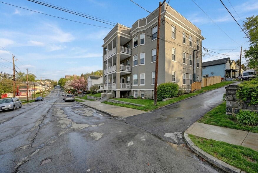 More Photos Of 1513-1515 Vine St, Scranton Apartments For Sale