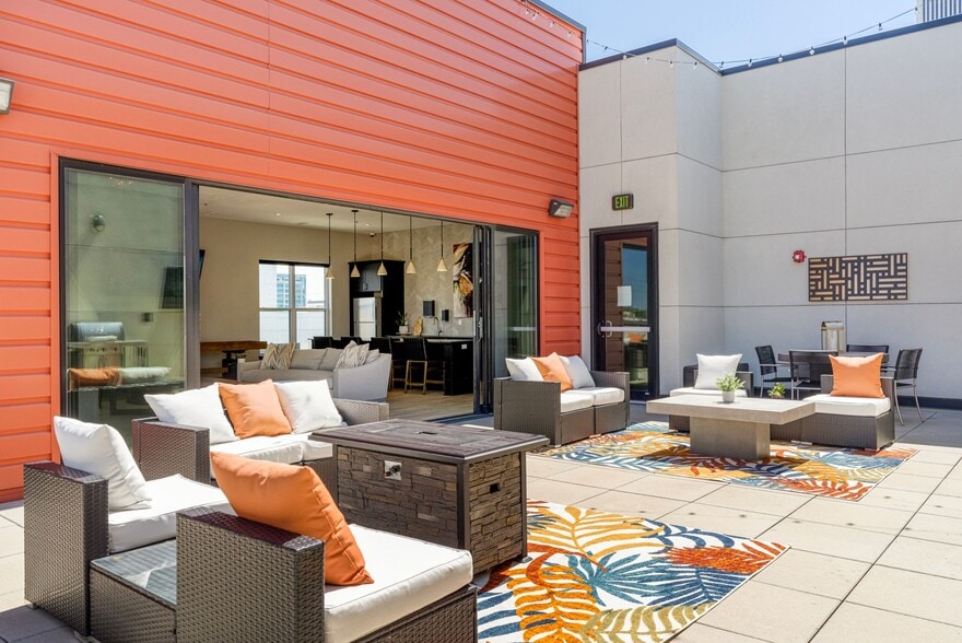 More Photos Of 110 N Boston Ave, Tulsa Multifamily For Sale