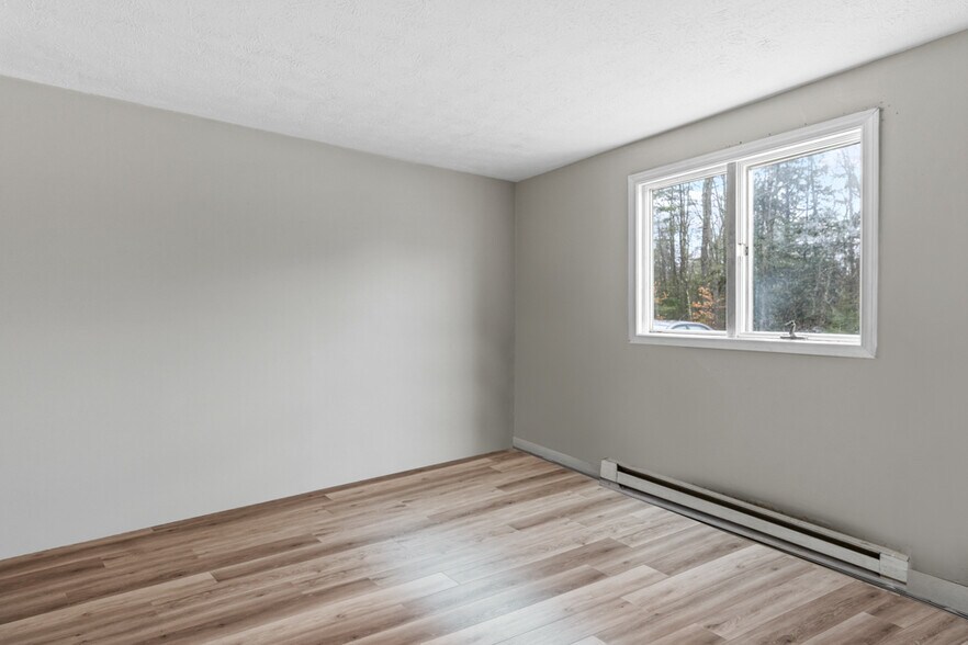 More Photos Of , Hollis Center Unknown For Sale