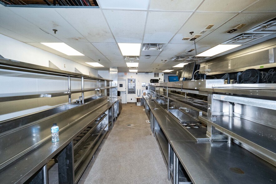 More Photos Of 6357 I 55 N, Jackson Restaurant For Lease