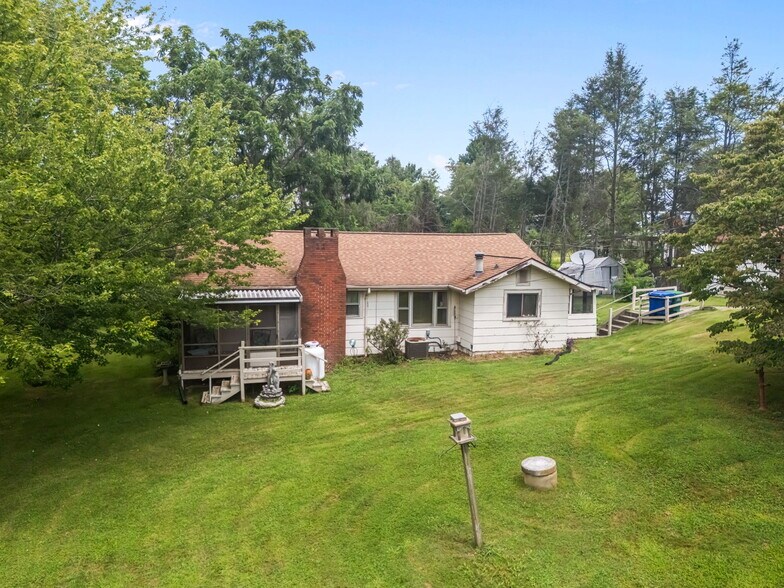 More Photos Of 223 Odonald Rd, Asheville Trailer Camper Park For Sale