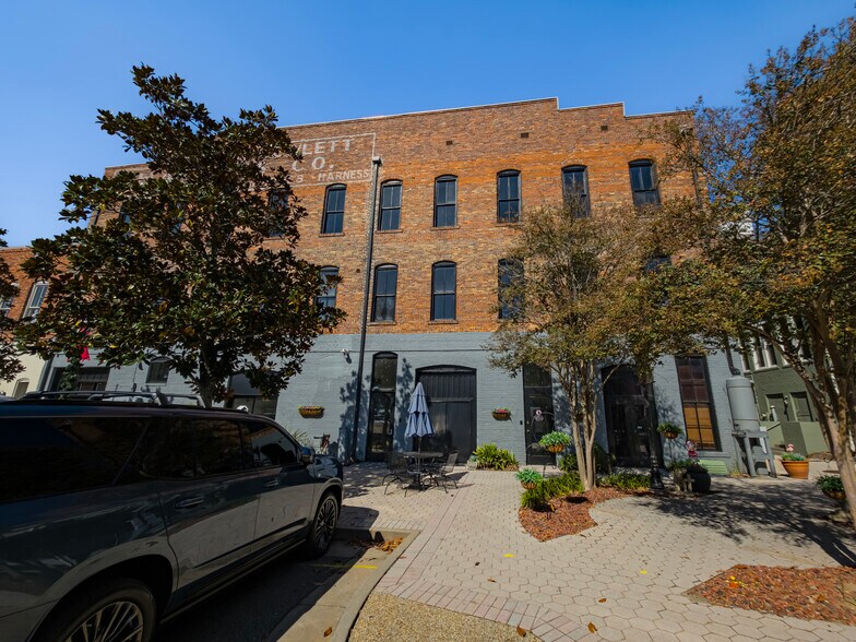 More Photos Of 105-111 W Central, Valdosta Storefront Retail Office For Sale