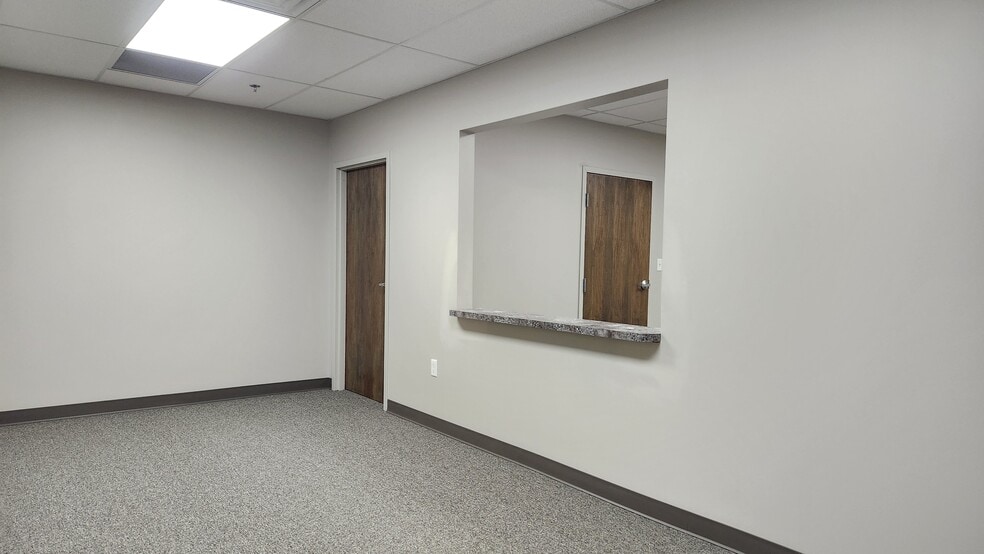 More Photos Of 4834 Socialville Foster Rd, Mason Medical For Lease