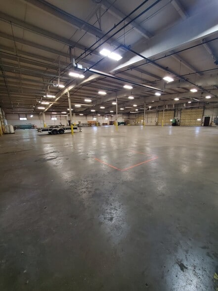 More Photos Of 2998 Paul Dr, Elkhart Manufacturing For Lease
