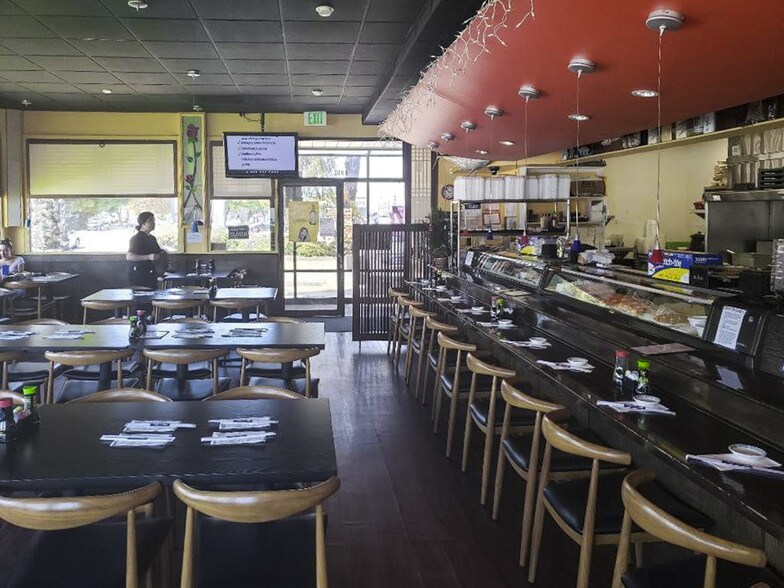 More Photos Of 600 N H St, Lompoc Restaurant For Sale