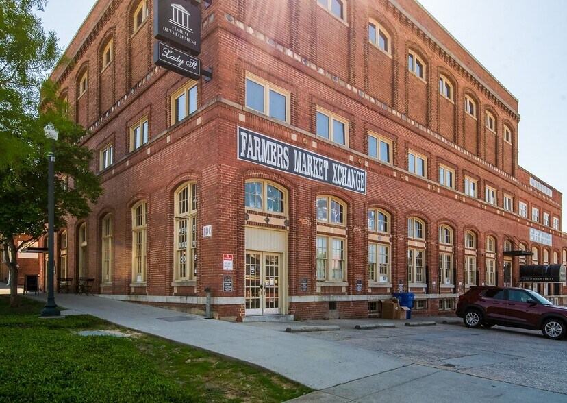 Primary Photo Of 912 Lady St, Columbia Office For Sale