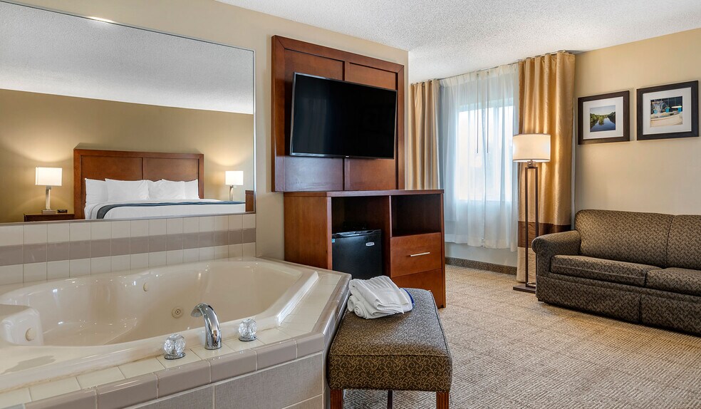 More Photos Of 9742 Woodlane Dr, Dimondale Hotel For Sale