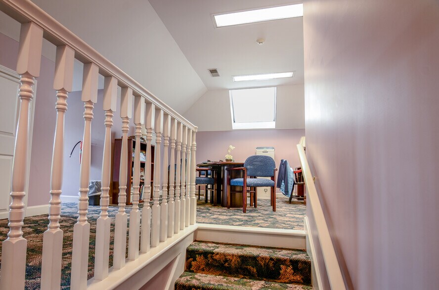 More Photos Of 1 & 13 Courtney Dr, Charleston Medical For Sale