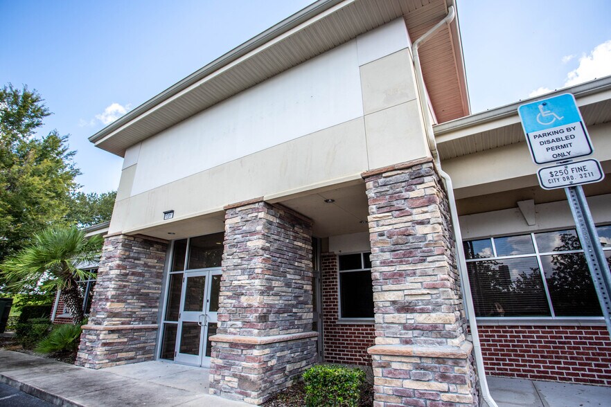 More Photos Of 1381 Rinehart Rd, Sanford General Retail For Sale