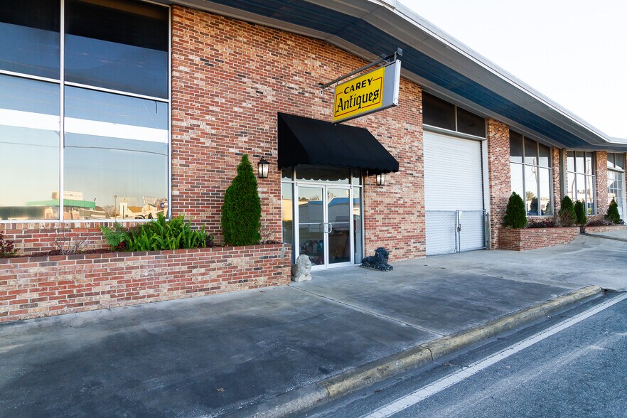 More Photos Of 512 Tift Ave S, Tifton Freestanding For Sale