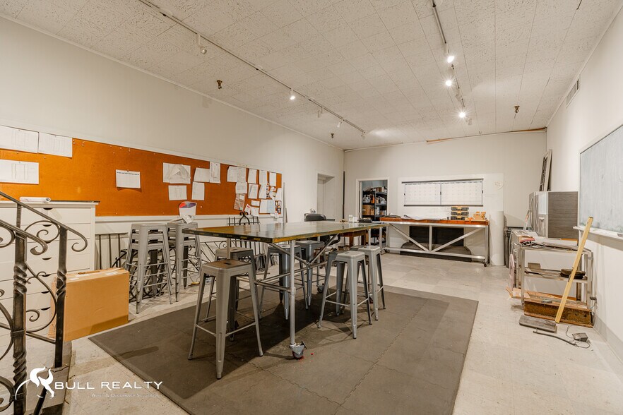 More Photos Of 979 Donnelly Ave SW, Atlanta Warehouse For Sale