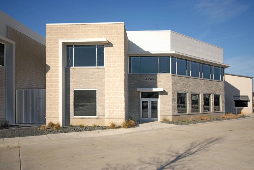 More Photos Of 4245 Marsh Ridge Rd, Carrollton Loft Creative Space For Sale