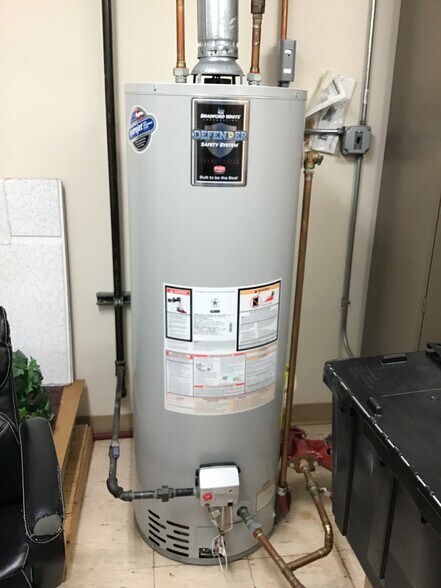 More Photos Of 6187 S Archer Ave, Chicago Medical For Lease