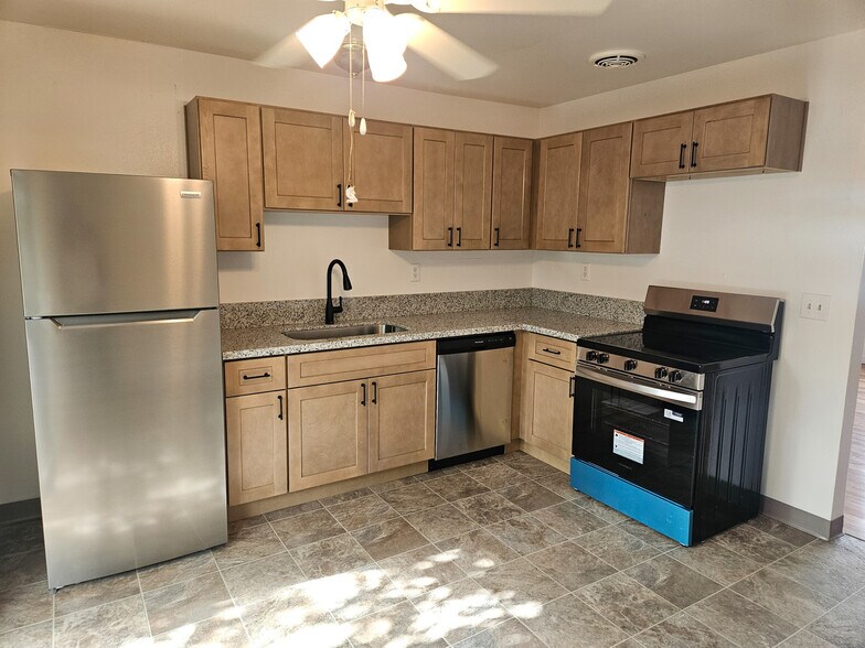 More Photos Of 12920 SE Powell Blvd, Portland Apartments For Sale