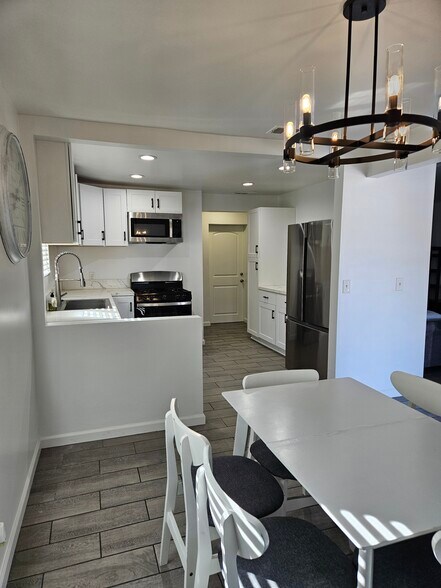 More Photos Of 1235 Clavel Ave, Ventura Apartments For Sale