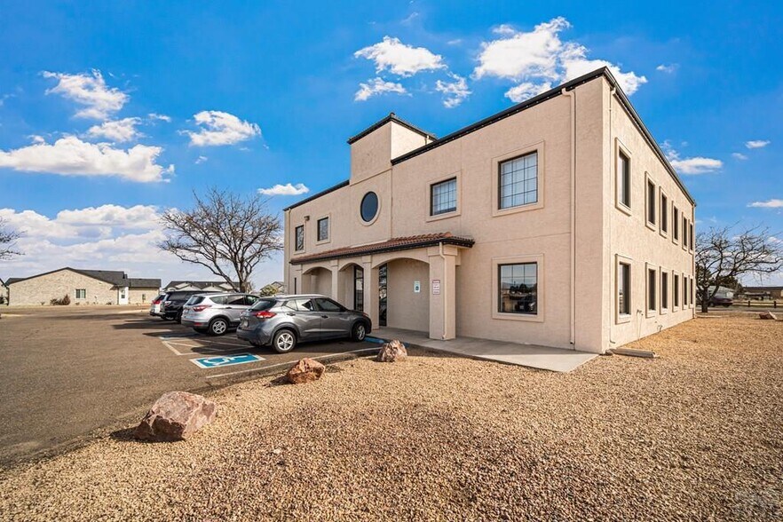 Primary Photo Of 19 E Abarr Dr, Pueblo Office For Lease