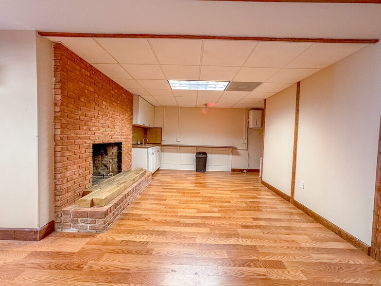 More Photos Of 2100 Gravel Springs Rd, Buford Medical For Lease