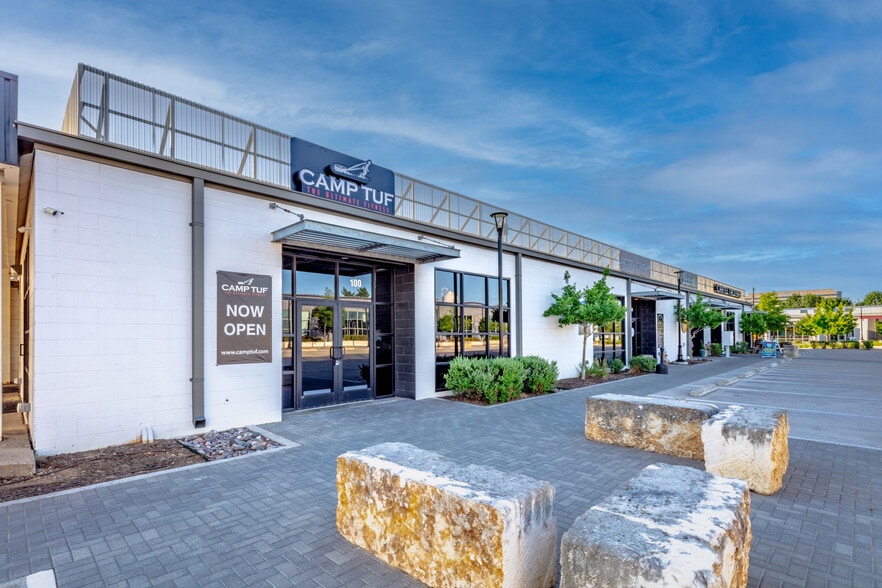 Primary Photo Of 506 E Division St, Arlington Restaurant For Lease