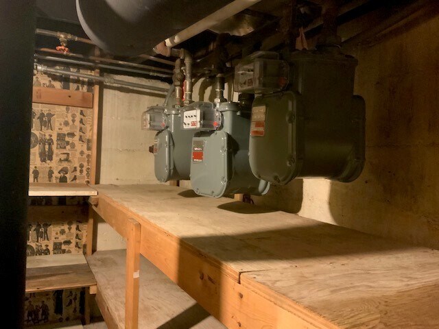 More Photos Of 1523 N Cotner Blvd, Lincoln Storefront Retail Residential For Sale