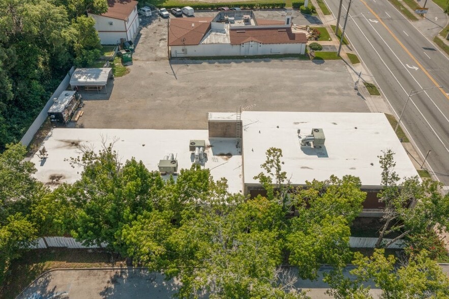 More Photos Of 6701 Beach Blvd, Jacksonville Freestanding For Lease