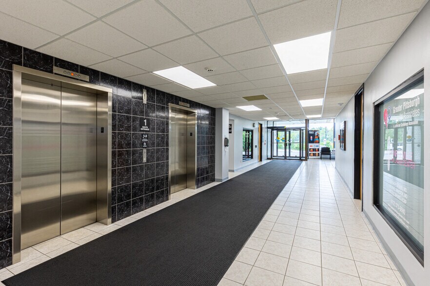Primary Photo Of 2550 Mosside Blvd, Monroeville Medical For Lease