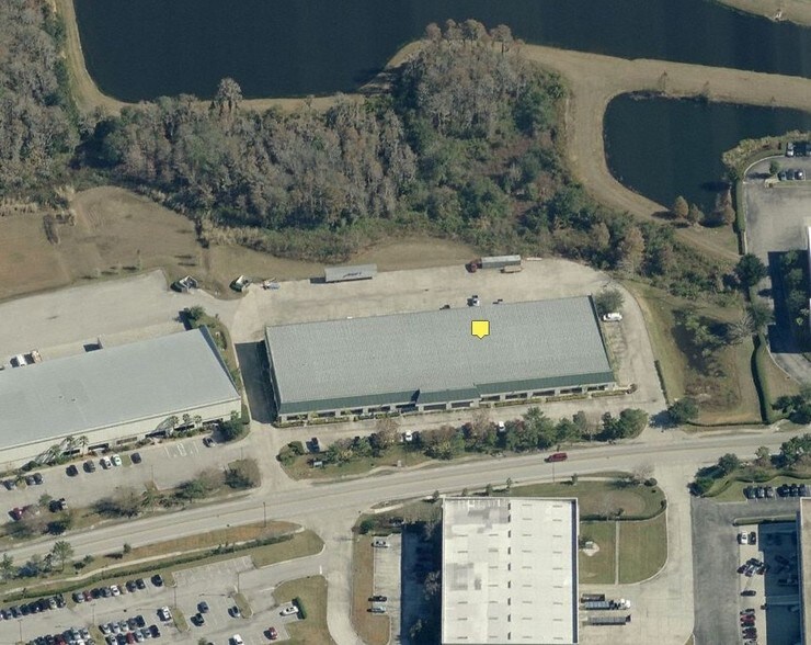 More Photos Of 6901 Tpc Dr, Orlando Showroom For Lease